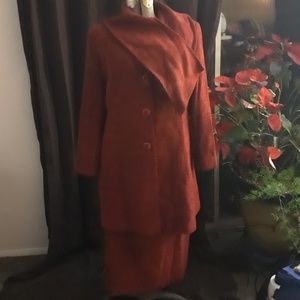 Red suit with unique collar